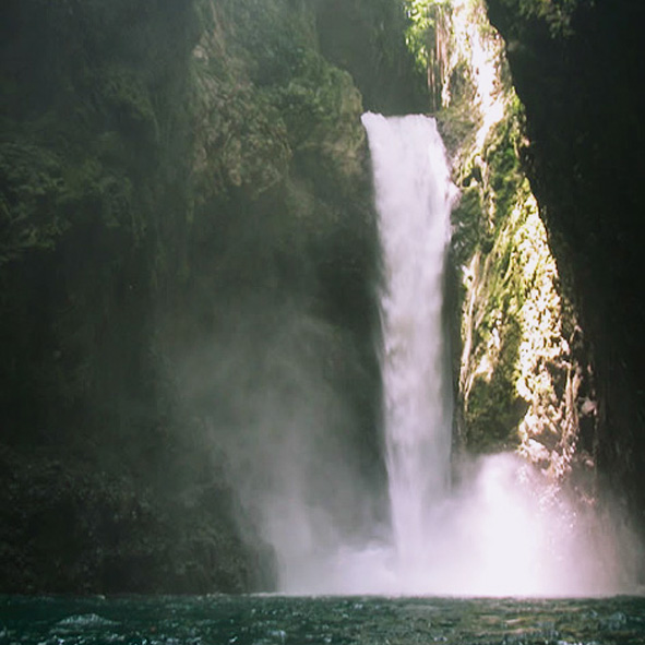 Cascada El Encanto